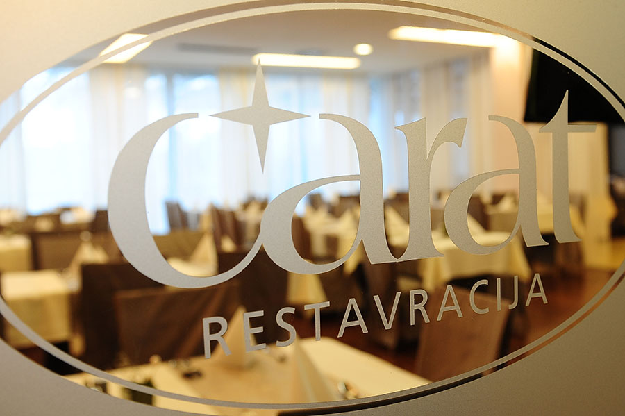 Restaurant Carat entry